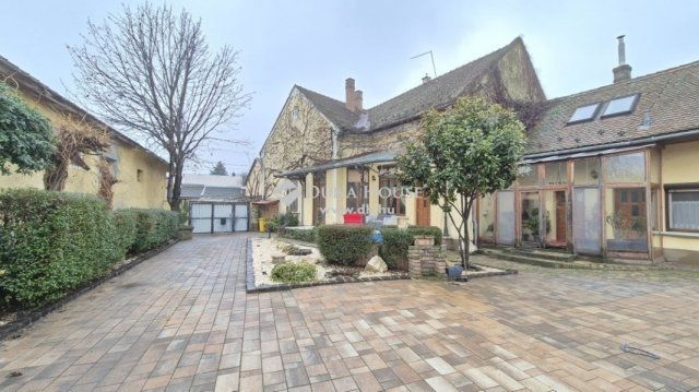 Eladó családi ház, Nagykőrösön 79.9 M Ft, 8 szobás