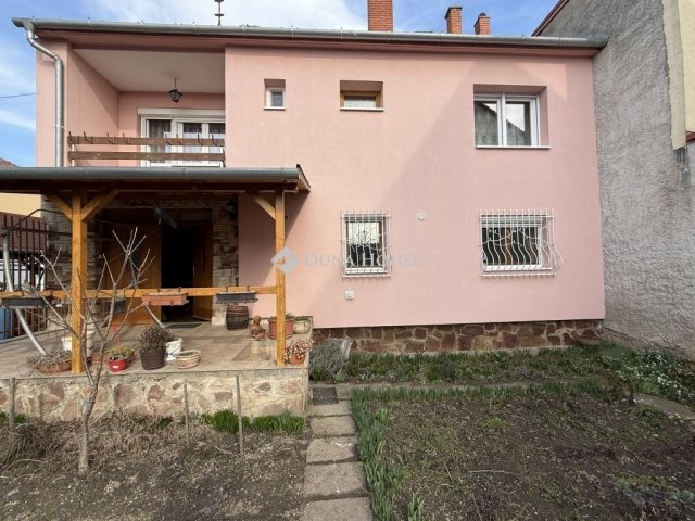 Eladó családi ház, Szombathelyen 79.9 M Ft, 3 szobás