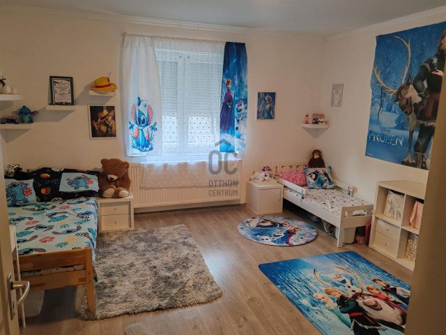 Eladó családi ház, Ecseren 84.9 M Ft, 4 szobás