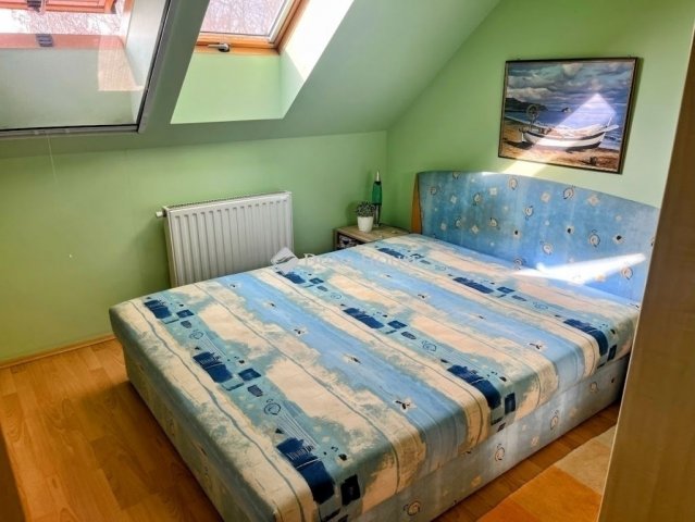 Eladó téglalakás, Pécsett 79.99 M Ft, 3 szobás