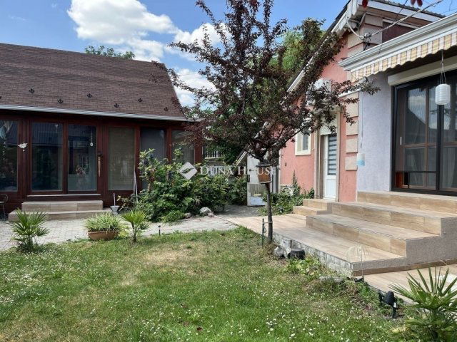 Eladó családi ház, Budapesten, XXI. kerületben 193 M Ft