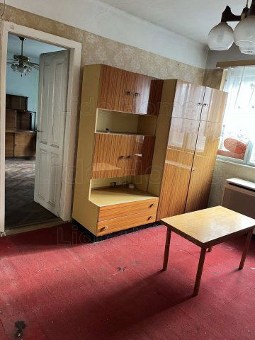 Eladó családi ház, Koroncón 39 M Ft, 2 szobás