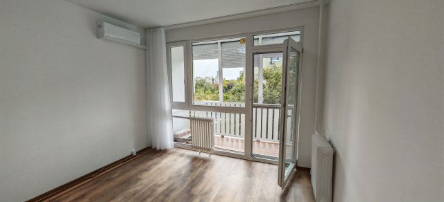 Eladó panellakás, Szegeden, Becsei utcában 69.9 M Ft, 3+1 szobás