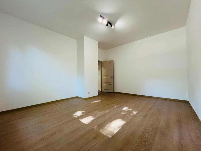 Kiadó panellakás, albérlet, Pécsett 220 E Ft / hó, 2 szobás