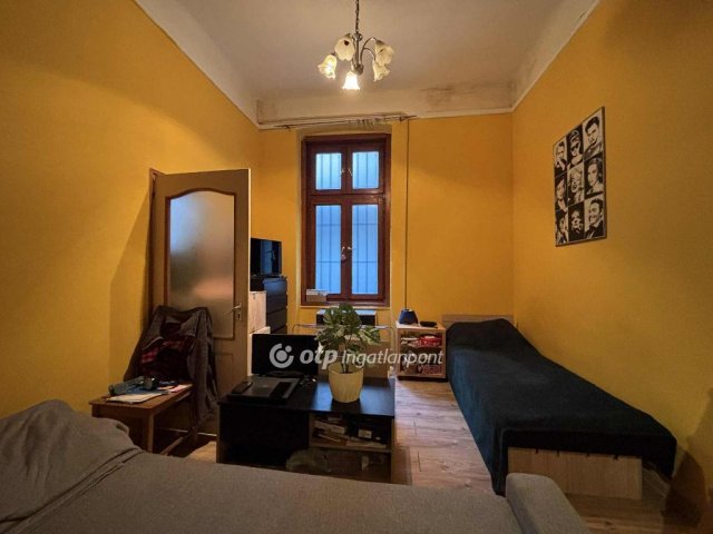 Eladó téglalakás, Budapesten, VII. kerületben 46.9 M Ft