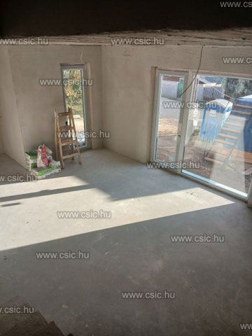 Eladó ikerház, Pilisborosjenőn 169 M Ft, 3+2 szobás