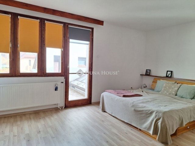 Eladó családi ház, Kecskeméten 126.9 M Ft, 5 szobás