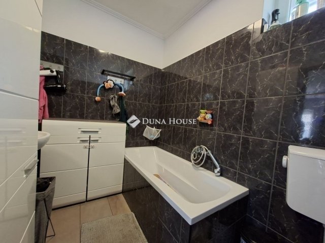 Eladó ikerház, Gyömrőn 99 M Ft, 3 szobás / költözzbe.hu