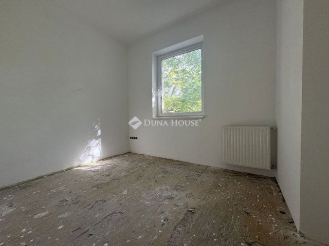 Eladó téglalakás, Budapesten, II. kerületben 99 M Ft, 2 szobás