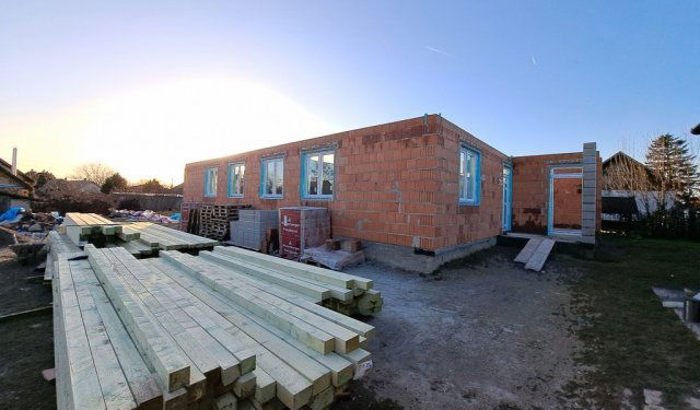 Eladó családi ház, Pilisen 52 M Ft, 4 szobás