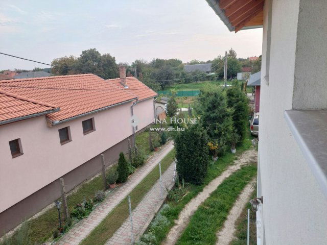 Eladó családi ház, Szigetszentmiklóson 170 M Ft, 8 szobás