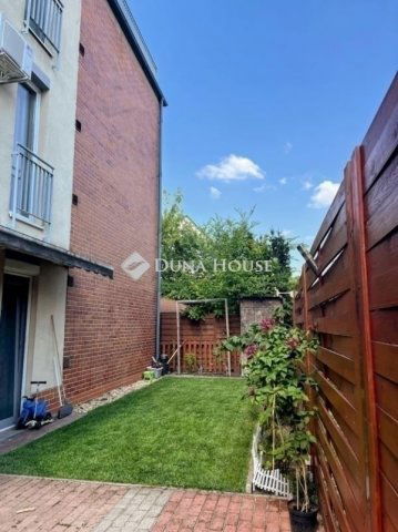 Eladó téglalakás, Budapesten, XVIII. kerületben 68.9 M Ft