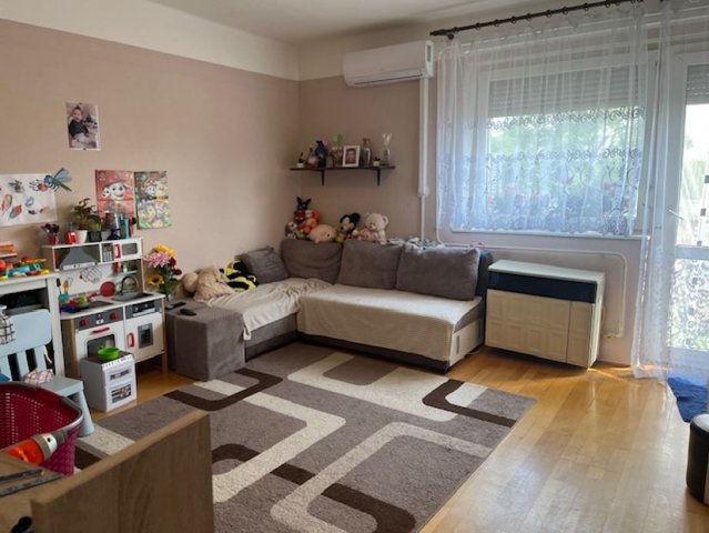 Eladó téglalakás, Szigetszentmiklóson 52.99 M Ft, 2 szobás