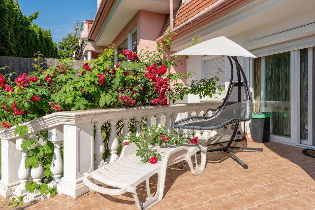 Eladó sorház, Siófokon 159.9 M Ft, 7 szobás