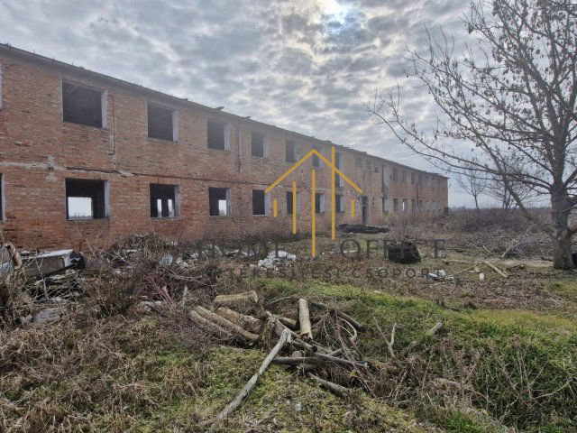 Eladó ipari ingatlan, Csabaszabadiban 58 M Ft