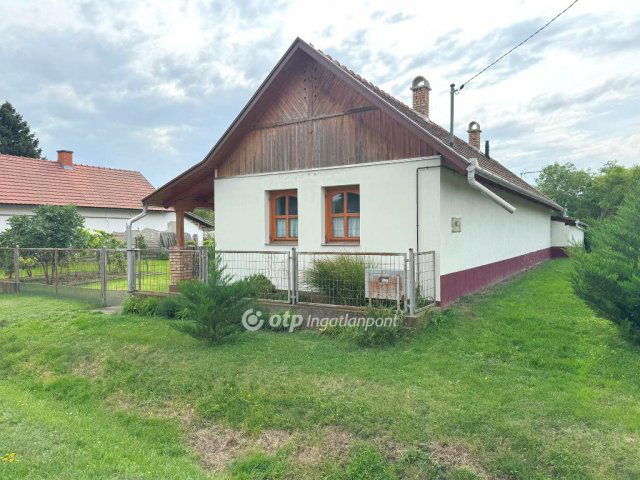 Eladó családi ház, Újlőrincfalván 32 M Ft, 2 szobás