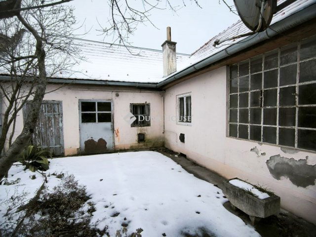 Eladó családi ház, Győrött 69.9 M Ft, 3 szobás