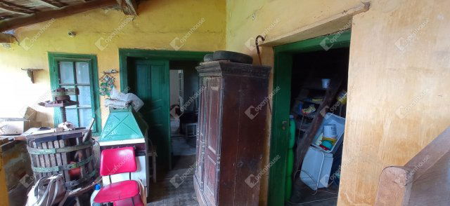 Eladó családi ház, Csömödéren 9.5 M Ft, 2 szobás