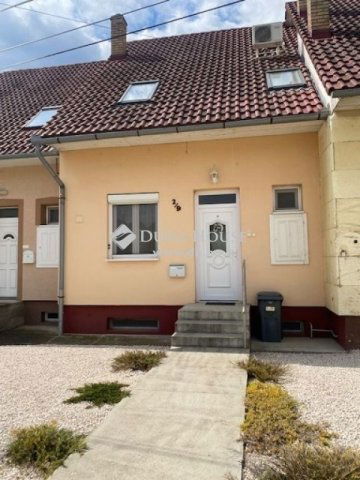 Eladó sorház, Szajkon 69 M Ft, 4 szobás / költözzbe.hu