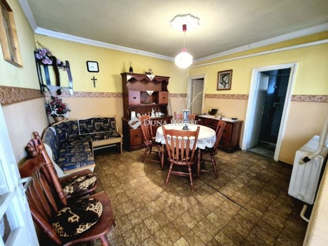 Eladó családi ház, Nyíradonyban 25 M Ft, 2 szobás