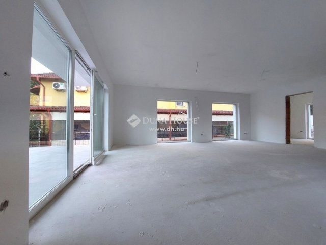 Eladó családi ház, Érden 179.9 M Ft, 4+1 szobás