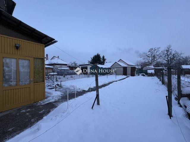 Eladó családi ház, Gyálon 59.9 M Ft, 2 szobás