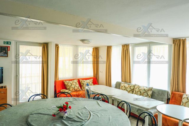 Eladó nyaraló, Csongrádon 59.9 M Ft, 5+4 szobás