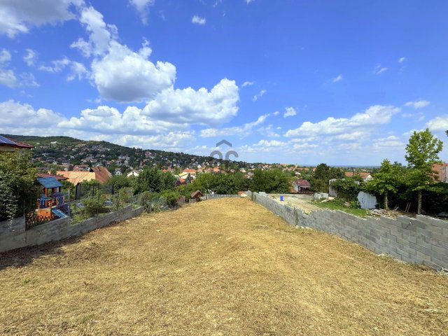 Eladó telek, Pomázon, Nyár utcában 35 M Ft
