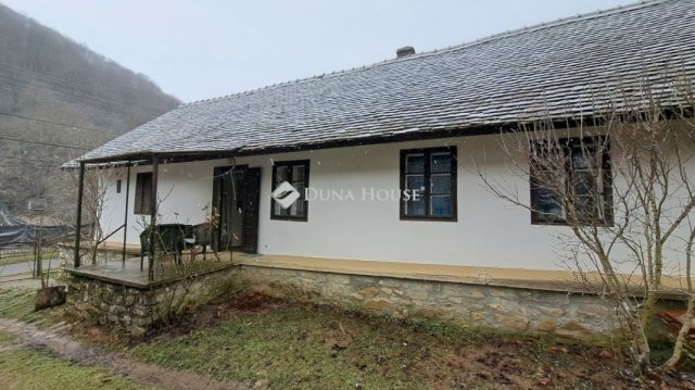 Eladó családi ház, Óbányán 29 M Ft, 2 szobás