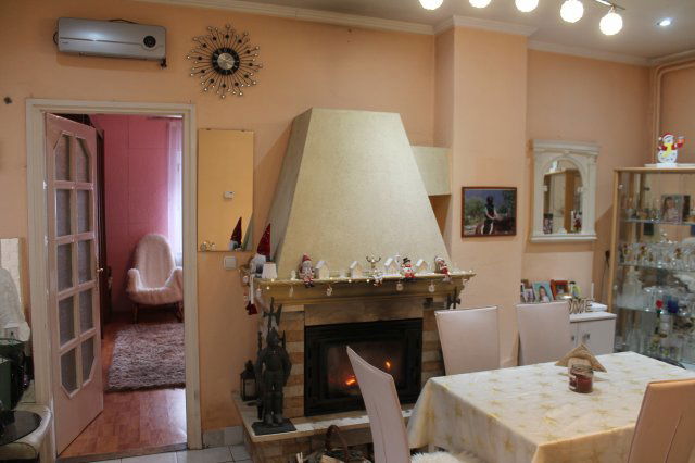 Eladó családi ház, Tatabányán 57.9 M Ft, 3 szobás