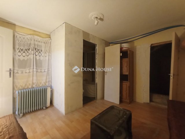 Eladó téglalakás, Budapesten, VII. kerületben 29.9 M Ft