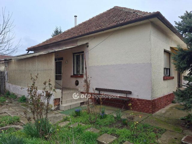 Eladó családi ház, Eleken 14.9 M Ft, 2 szobás