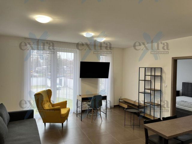 Kiadó téglalakás, albérlet, Szegeden 260 E Ft / hó, 2 szobás