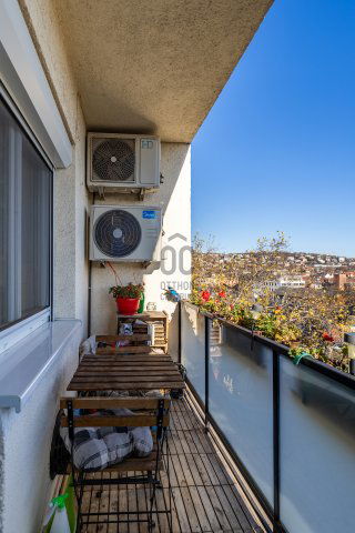 Eladó téglalakás, Budapesten, XI. kerületben, Budaörsi úton