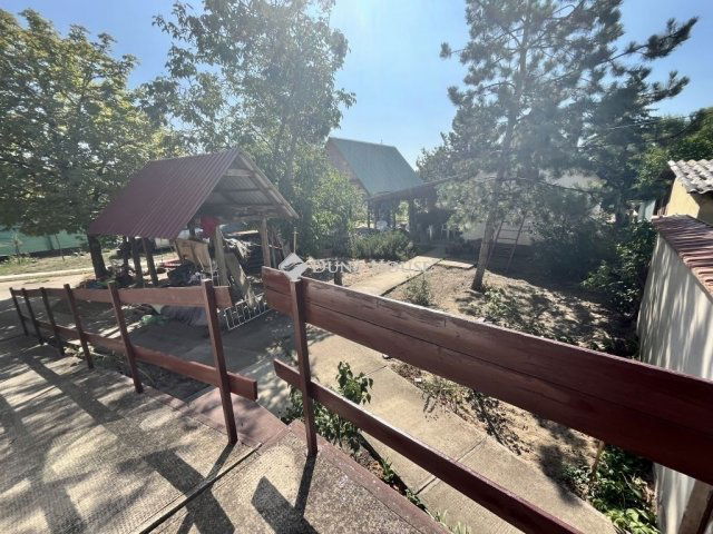 Eladó családi ház, Kecskeméten 99.9 M Ft, 9 szobás