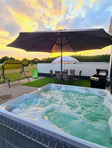 Eladó családi ház, Délegyházán 178.999 M Ft, 2 szobás