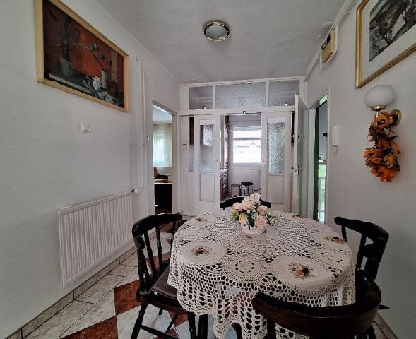 Eladó téglalakás, Hévízen 73 M Ft, 3 szobás