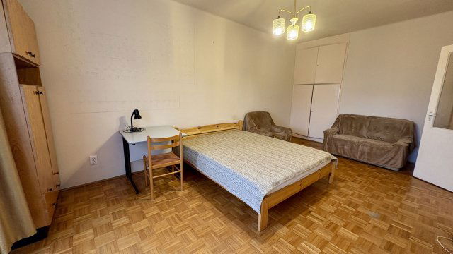 Kiadó téglalakás, albérlet, Debrecenben 180 E Ft / hó, 2 szobás