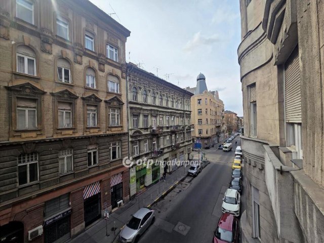 Eladó téglalakás, Budapesten, VII. kerületben 87 M Ft, 2 szobás