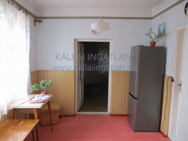 Eladó családi ház, Bujon 15.5 M Ft, 2+1 szobás