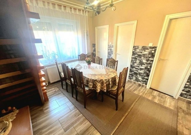 Eladó családi ház, Monoron 71.9 M Ft, 4 szobás