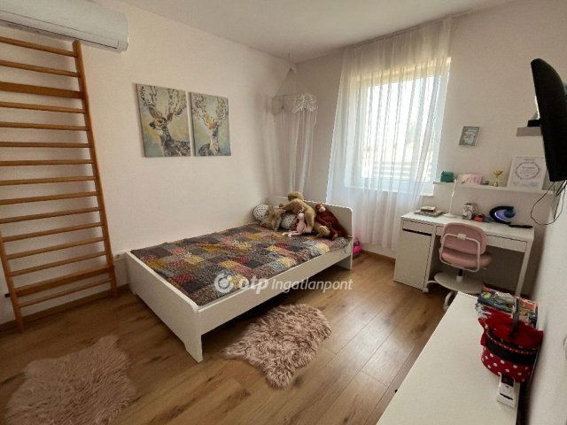 Eladó családi ház, Inárcson 129 M Ft, 4+1 szobás