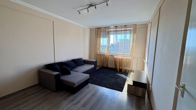 Kiadó panellakás, albérlet, Debrecenben 260 E Ft / hó, 4 szobás