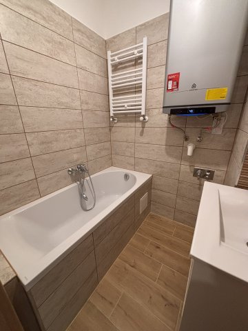 Eladó téglalakás, Tapolcán 61.424 M Ft, 2 szobás