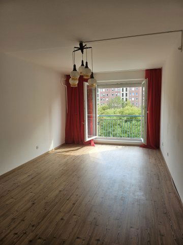 Kiadó panellakás, albérlet, III. kerületben, Bálint György utcában