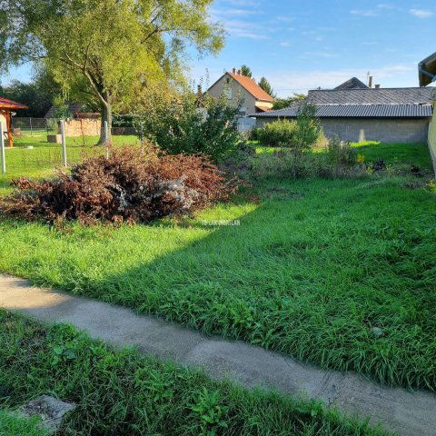 Eladó telek, Mezőtúron 7 M Ft / költözzbe.hu