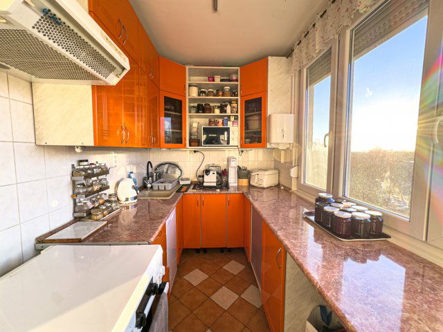 Eladó panellakás, Budapesten, XV. kerületben, Nyírpalota úton