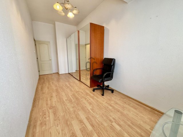 Eladó téglalakás, Vecsésen 72.8 M Ft, 4 szobás