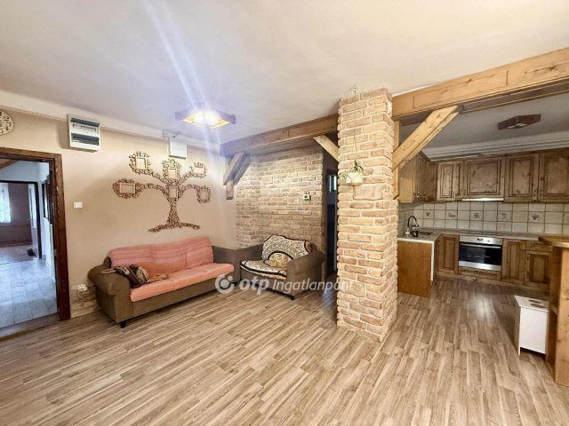 Eladó családi ház, Isaszegen 99.9 M Ft, 6+1 szobás