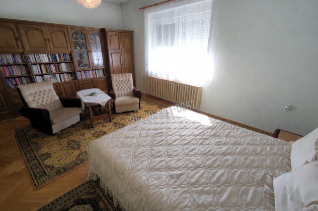 Eladó családi ház, Geresdlakon 48 M Ft, 5 szobás